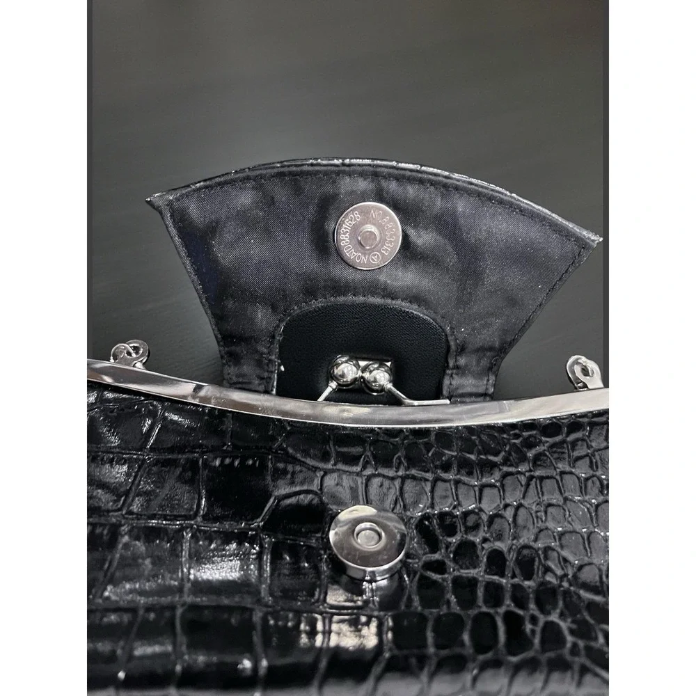 Bijoux Terner black‎ faux leather purse
